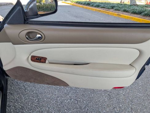 Used 1998 Jaguar XK8 Convertible image 12