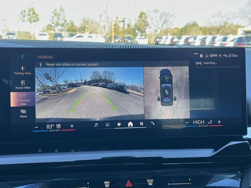 Used 2025 BMW i5 eDrive40i image 4