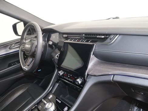 Used 2024 Jeep Grand Cherokee L Overland w/ Trailer Tow Package image 47