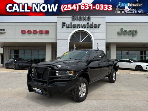 Used 2019 RAM 2500 Laramie w/ Black Appearance Package AWD/4WD image 1