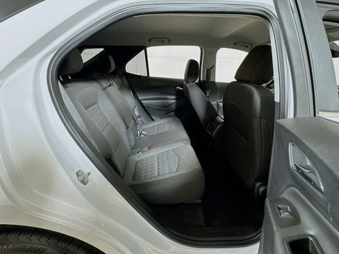 Certified 2024 Chevrolet Equinox LT FWD image 24