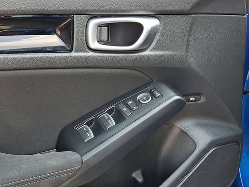 Used 2023 Honda Civic EX image 12