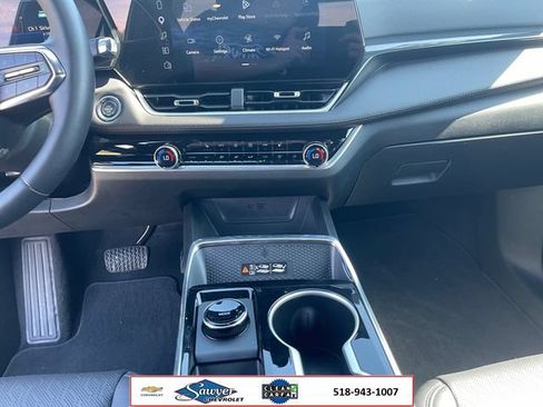 Used 2026 Chevrolet Equinox LT w/ Convenience Package II AWD/4WD image 12