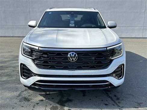New 2024 Volkswagen Atlas Cross Sport SEL R-Line image 8