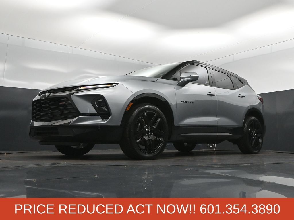 Used 2024 Chevrolet Blazer RS w/ Driver Confidence II Package FWD image 38