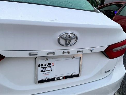 Used 2024 Toyota Camry LE FWD image 30