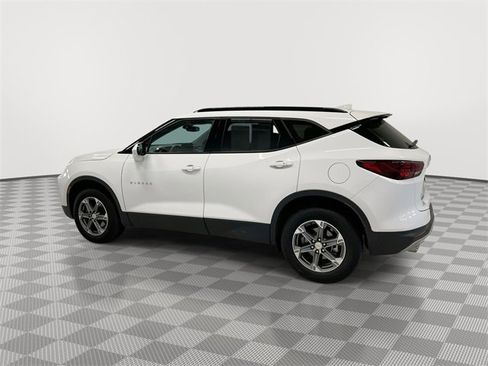 Certified 2023 Chevrolet Blazer LT w/ Convenience Package image 6