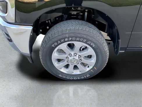 New 2026 RAM 2500 Laramie w/ Towing Technology Group AWD/4WD image 12