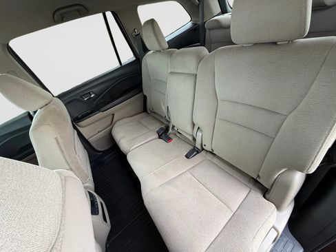 Used 2016 Honda Pilot EX image 15
