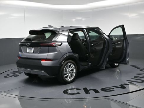 Used 2022 Chevrolet Bolt EUV LT w/ Driver Confidence Package FWD image 26