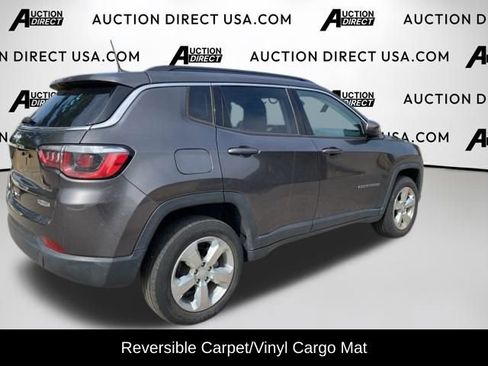 Used 2019 Jeep Compass Latitude w/ Cold Weather Group image 8