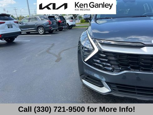 Used 2024 Kia Sportage EX FWD image 18