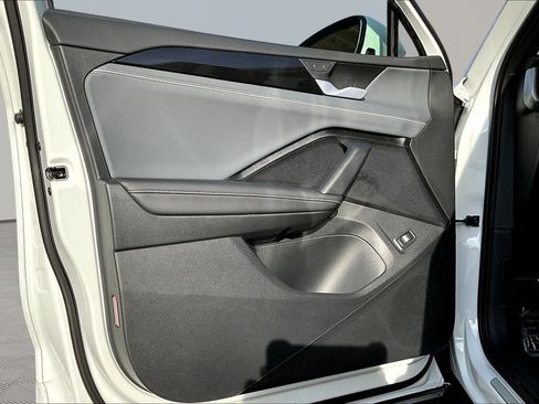 New 2026 Volkswagen Tiguan SEL R-Line image 20