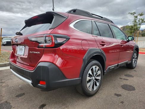 Used 2024 Subaru Outback Limited image 4