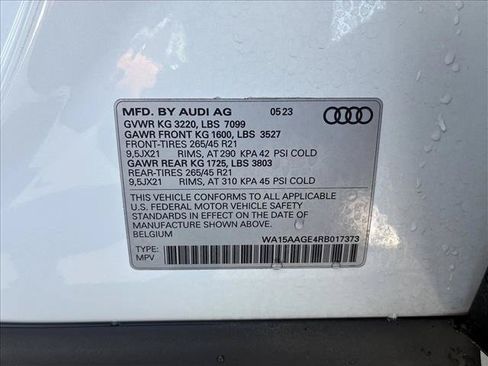 Used 2024 Audi Q8 e-tron Premium Plus w/ Premium Plus Package AWD/4WD image 15