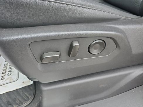 Used 2025 Chevrolet Silverado 1500 LTZ image 20