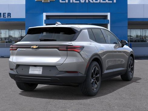 New 2026 Chevrolet Equinox EV LT image 4