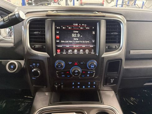 Used 2016 RAM 2500 Limited AWD/4WD image 16
