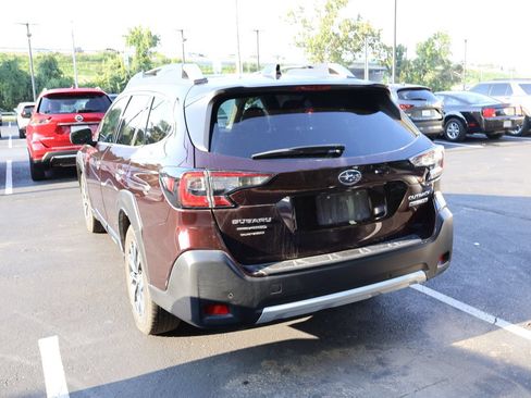 Used 2023 Subaru Outback Touring XT AWD/4WD image 5