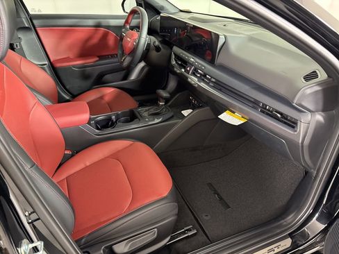 New 2026 Kia K4 EX FWD image 17