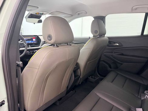 New 2025 Chevrolet Trax ACTIV w/ Driver Confidence Package image 19