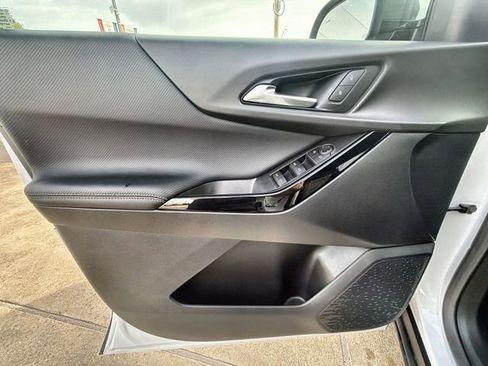 Used 2026 Chevrolet Equinox LT FWD image 21