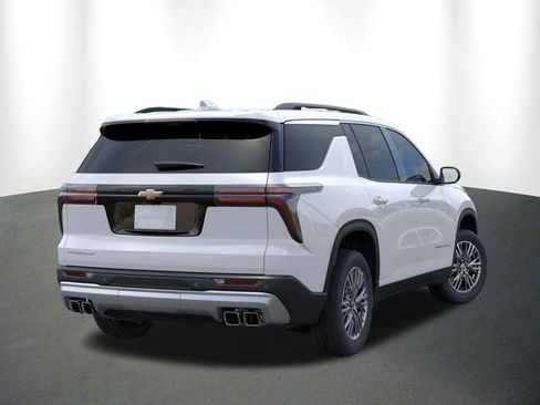New 2026 Chevrolet Traverse LT image 5