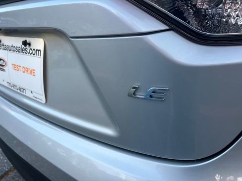 Used 2025 Toyota Corolla LE image 32