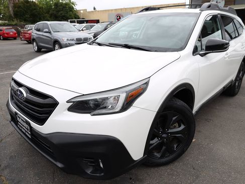 Used 2020 Subaru Outback Onyx Edition XT image 4