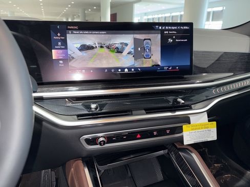 New 2026 BMW X6 xDrive40i w/ Climate Comfort Package image 19