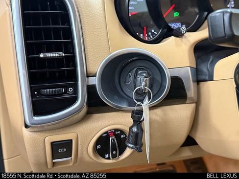 Used 2012 Porsche Cayenne image 14