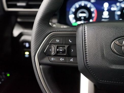 New 2026 Toyota 4Runner Limited image 15