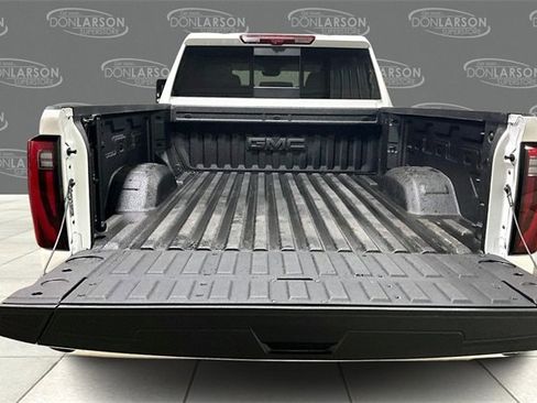 Certified 2025 GMC Sierra 2500 Denali w/ Technology Package image 9