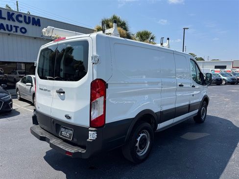 Used 2017 Ford Transit 250 130 Low Roof RWD image 8