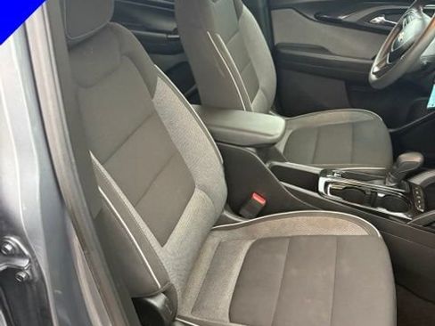 Used 2021 Chevrolet TrailBlazer LS AWD/4WD image 33