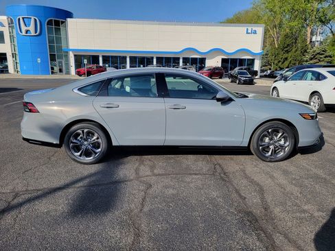 New 2026 Honda Accord EX-L image 2