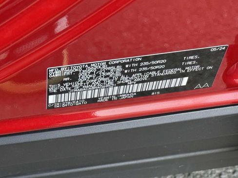 Used 2024 Toyota bZ4X AWD w/ Weather Package image 31