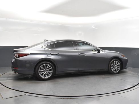 Used 2024 Lexus ES 350 image 8