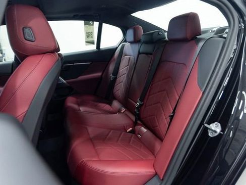 New 2026 BMW 530i xDrive image 24