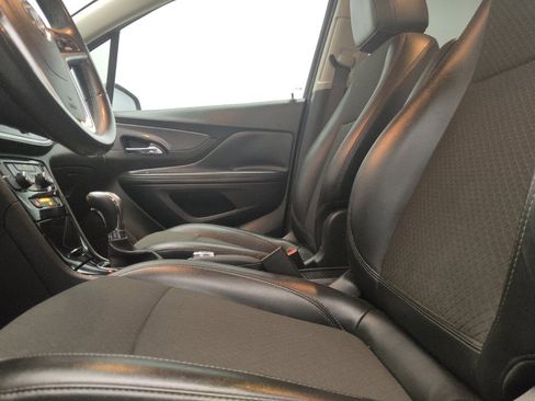 Used 2021 Buick Encore Preferred FWD image 17