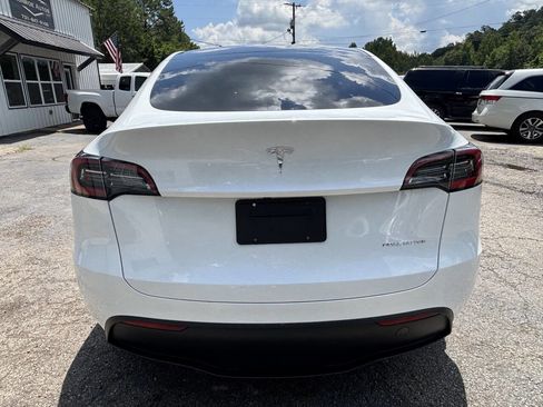 Used 2023 Tesla Model Y Long Range image 22