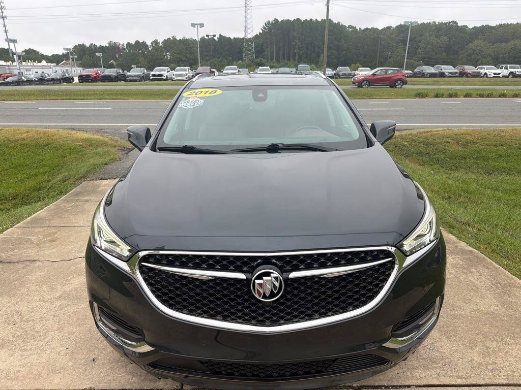 Used 2018 Buick Enclave Avenir w/ Avenir Technology Package FWD image 6