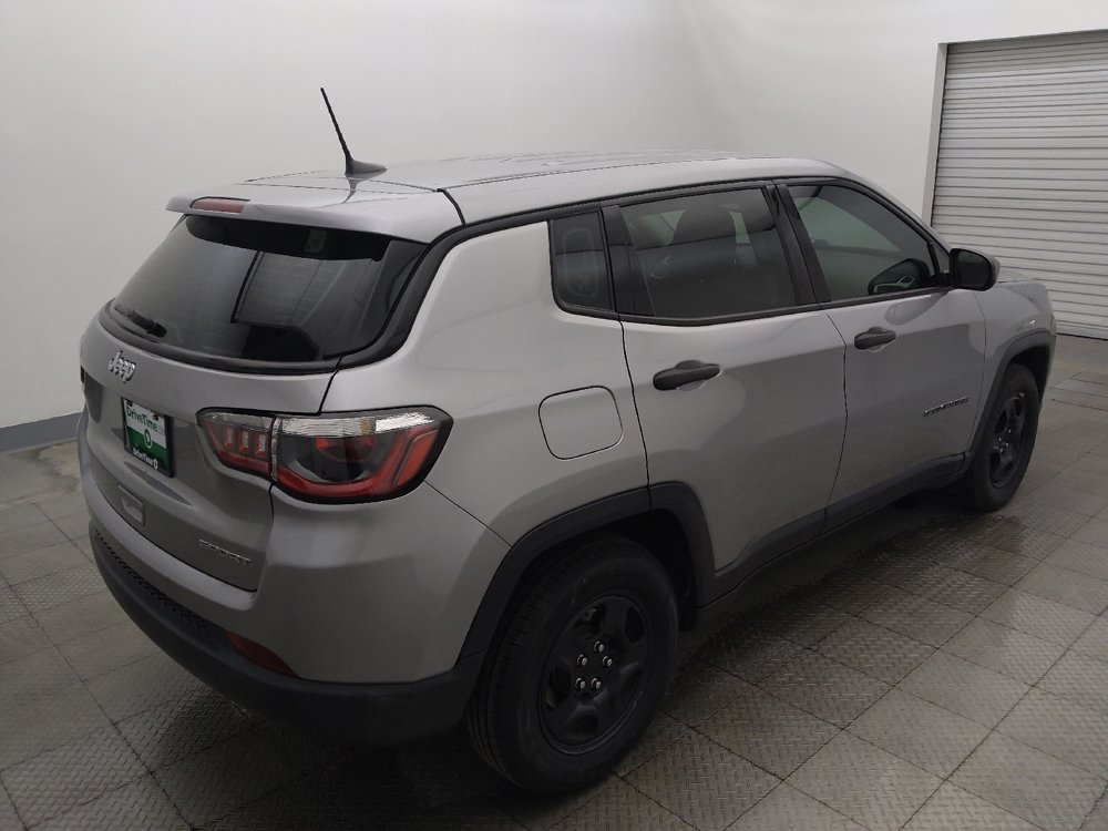 Used 2019 Jeep Compass Sport FWD image 9