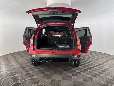 Certified 2024 Honda Passport Black Edition image 20