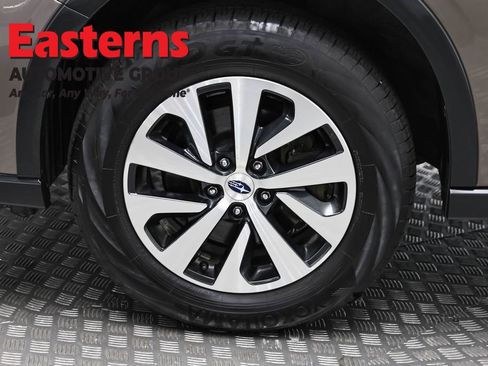 Used 2022 Subaru Outback Premium image 31