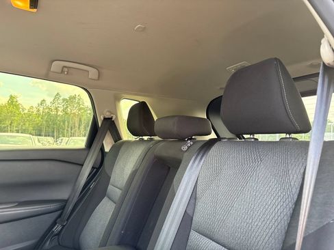 Used 2024 Nissan Rogue SV FWD image 16