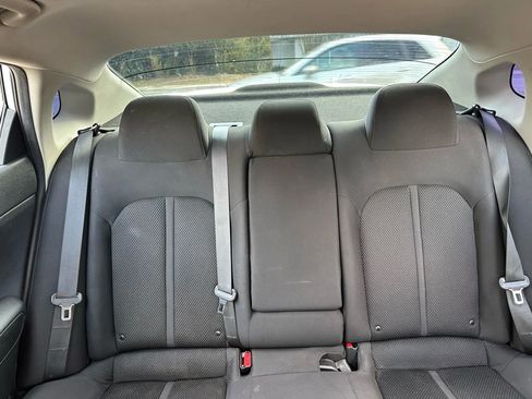 Used 2020 Kia Optima LX image 19
