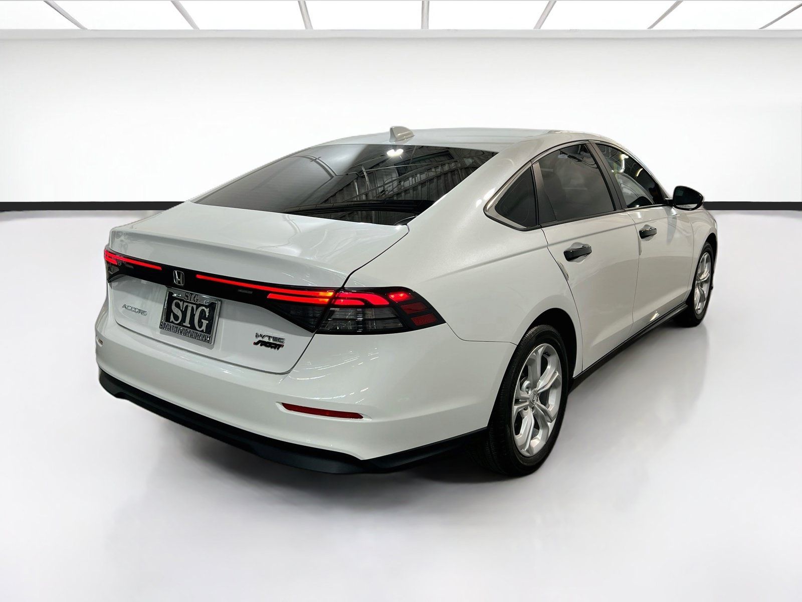 Used 2024 Honda Accord LX image 4