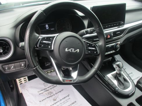 Used 2022 Kia Forte GT-Line w/ GT-Line Premium Package FWD image 15