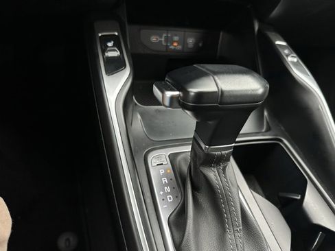 Certified 2024 Kia Sorento S image 30